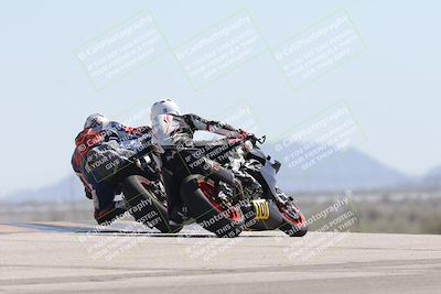 media/Oct-04-2025-CVMA (Sat) [[408bcdd6e4]]/Race 7- Formula 40 MW and LW/